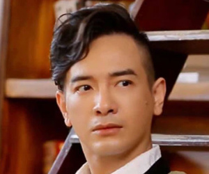 Ca sĩ Việt Quang người tím tái, mê sảng vì viêm phổi nặng