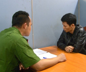 Ai tiếp tay làm giả bệnh án tâm thần để nghi phạm đi điều trị, trốn tội?