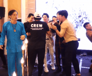 Xôn xao clip nghệ sĩ Hoài Linh nhảy 'vinahey' cực sung cùng NS Minh Nhí sau khi cách ly xạ trị không lâu?