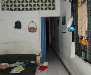 Xúc động với bài review về việc lấy chồng nghèo của cô vợ trẻ: Thuê nhà giữa nghĩa trang cho rẻ, cơm rang trắng là món ngon nhất