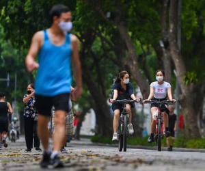 Món hàng 'đắt như tôm tươi' mùa dịch, tiểu thương thu về 400 triệu mỗi ngày
