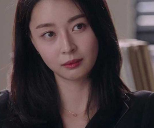 Anh tôi vừa mất được một tháng, chị dâu liền 'hiện nguyên hình'