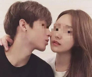 Chia tay nửa năm vẫn 'gạ' người yêu cũ mua cho Iphone 12 màu tím vì bạn trai hiện tại ở xa, cô nàng 'mặt dày' bị dân tình 'ném đá' thậm tệ