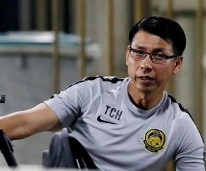 Hé lộ tình trạng HLV Malaysia sau khi nhận tin dữ, người nhà động viên cố gắng đấu ĐTVN
