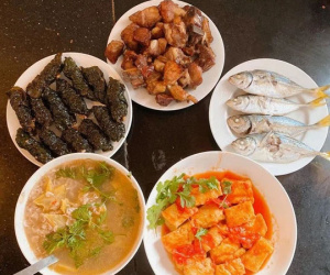 Hội cầu thủ Việt thật khéo chọn nửa kia, đẹp mà đảm thế này thì đỉnh!