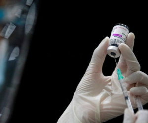 Người dân Thái nghi ngờ có sự can thiệp chính trị trong việc phân bổ vaccine