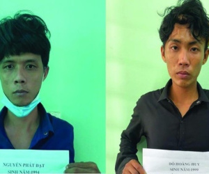 Đi vệ sinh trong vườn cao su Bình Dương thì bị cướp