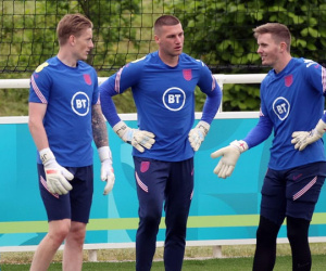 Dean Henderson chia tay EURO 2020