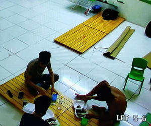 Đang đi cách ly tập trung, 3 người đàn ông vẫn tụ tập uống rượu