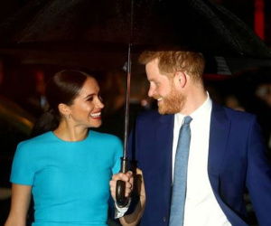 Harry, Meghan được bình chọn 'người hoàng gia được kính trọng nhất' sau Nữ hoàng