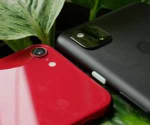 'Apple đã tạo ra chiếc smartphone Android tệ nhất năm 2021'