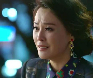 Tôi bán đất nhưng giấu giếm cho riêng con út mua nhà, 3 năm sau con dâu cả lại rối rít cảm ơn khiến tôi vừa thẹn vừa uất ức