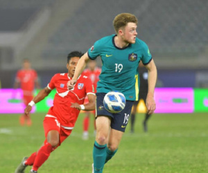 'Người hùng Australia' của ĐTVN được vinh danh, lọt tốp hay nhất vòng loại World Cup