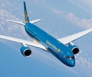 Vietnam Airlines lỗ lớn và bên bờ vực phá sản, đang nợ những ngân hàng nào?