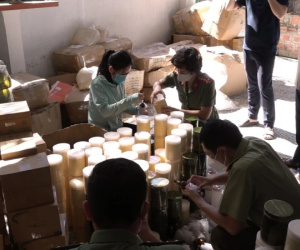 Sự thật bên trong một cơ sở sản xuất mỹ phẩm khiến chị em... rùng mình