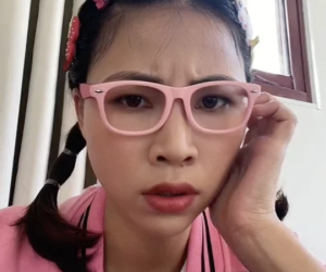 Biểu cảm của Thơ Nguyễn khi bị antifan nhận xét: '30 tuổi rồi mà tưởng mình 20 tuổi'