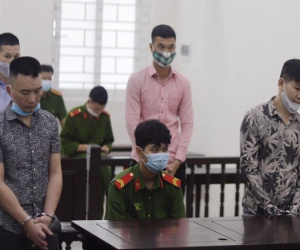 Chủ nhà cầm kiếm đuổi, chém kẻ trộm trọng thương