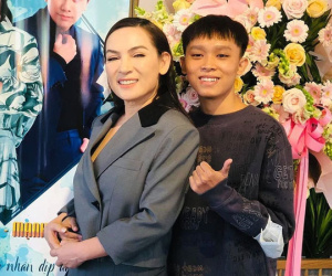 Phía Phi Nhung lần đầu hé lộ cơ duyên nhận nuôi Hồ Văn Cường, hoá ra đã từng nhắn tin nhờ 1 nữ ca sĩ đình đám Vbiz giúp đỡ