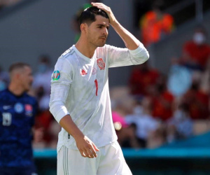 Morata đá hỏng penalty, Tây Ban Nha chạm kỷ lục buồn