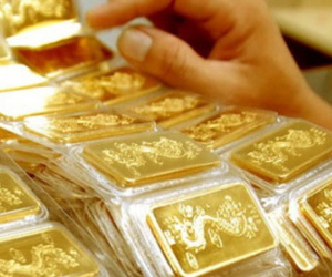 Giá vàng hôm nay 25/6: USD giảm, vàng tăng trở lại