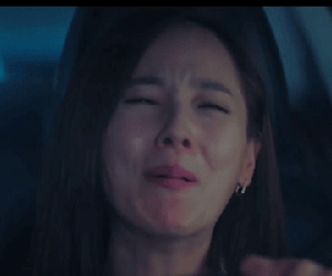 Cuộc chiến thượng lưu 3 tập 4: Oh Yoon Hee bị Ju Dan Tae truy sát, Seok Kyung lại là con ruột của Su Ryeon