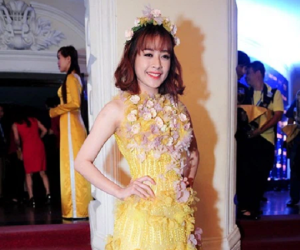 Sao Vbiz ngày xưa mặc gì lên thảm đỏ: Hari Won - Chi Pu sến không tưởng, kéo tới Phi Thanh Vân xong sốc nhẹ