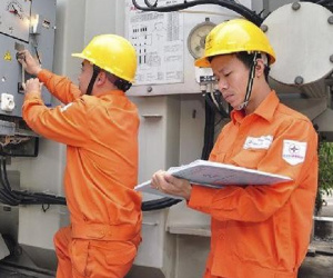 Triển khai gói hỗ trợ 1.300 tỷ, tiền điện sẽ giảm từ đầu tháng 7