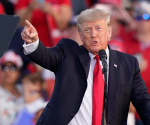 Ông Donald Trump khởi động chiến dịch 'trả đũa'