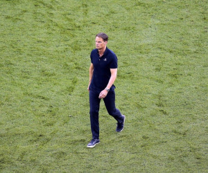 ĐT Hà Lan tan, ghế của De Boer nát