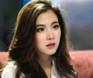 Chị dâu tương lai vừa ra khỏi nhà, bác giúp việc ghé tai tôi tiết lộ bí mật động trời khiến tôi 'sang chấn tâm lý'