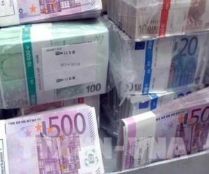 Đồng euro sẽ thay thế đồng USD trở thành tài sản an toàn?