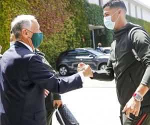 Tổng thống Bồ Đào Nha có mặt, trực tiếp gửi lời động viên trong ngày Ronaldo và các đồng đội về nước