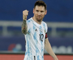Messi lập hàng loạt cột mốc ấn tượng sau trận đại thắng của Argentina