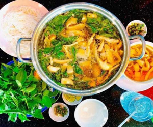 Lẩu đặc sản nổi tiếng Đà Lạt: Đi máy bay ra Hà Nội, đảm bảo còn bốc khói