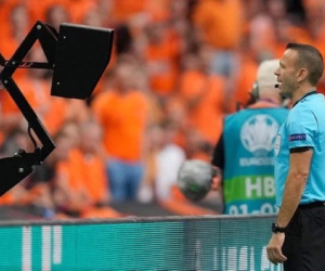 Công nghệ VAR và goal-line hoạt động hiệu quả thế nào?