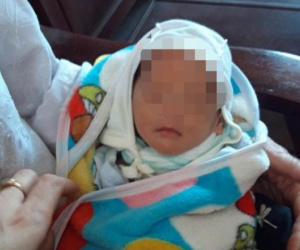 Quảng Ninh: Người mẹ viết thư gửi nhờ nuôi giúp con trai 2 ngày tuổi