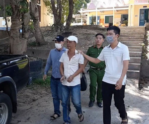 Đổ xăng không trả tiền còn dọa đốt cây xăng để cướp 20 triệu đồng