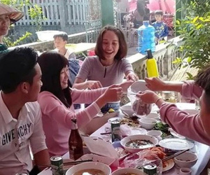 Yêu nhau nửa năm mới vỡ lẽ 'em là bà trẻ của anh', cô gái chết điếng người sợ phải 'bỏ làng mà đi'