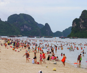 Người dân Quảng Ninh trở lại nhịp sống bình thường mới