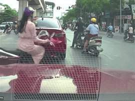 Clip: Ninja lead đánh võng, thông chốt tìm đường tháo chạy, CSGT đành bó tay
