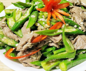 Quên rau muống đi, thịt bò xào với quả này mới là tuyệt hảo