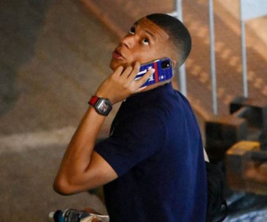 Mbappe đưa ra yêu sách khiến PSG điên tiết