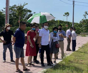 'Ngon ăn' như đất đấu giá: Vừa đấu giá thành công đã rao bán lời hàng trăm triệu mỗi lô