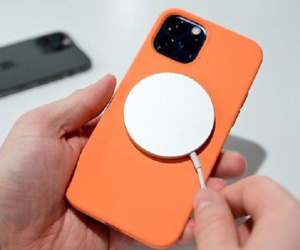 iPhone 13 có thể sẽ có cuộn dây sạc lớn hơn và sạc không dây tương thích ngược