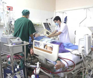 Người đàn ông 41 tuổi suýt mất mạng sau khi uống 600 viên hạ áp