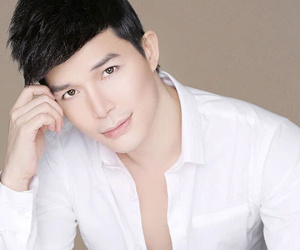 Nathan Lee đăng status với loạt từ ngữ nặng nề, đồng tình khi Duy Mạnh chỉ trích Cao Thái Sơn