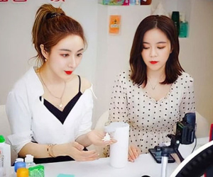 Ngôi làng không ngủ sản sinh ra hàng loạt "nữ thần livestream" đình đám ở Trung Quốc: Mảnh đất vô danh từng bước 'thay máu' xô đổ kỷ lục bán hàng online của Taobao