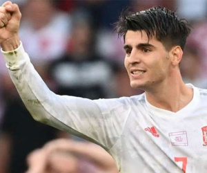 Morata xô đổ kỷ lục của Fernando Torres ở EURO