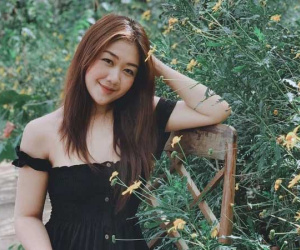 Tiếp viên trưởng xinh đẹp của Vietnam Airlines nói gì khi 31 tuổi vẫn bị 'gạ' làm sugar baby?