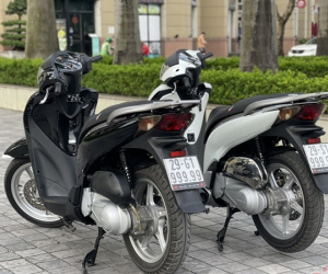 Cặp đôi Honda SH biển ngũ 9 được 'hét' giá hơn 2 tỷ tại Hà Nội